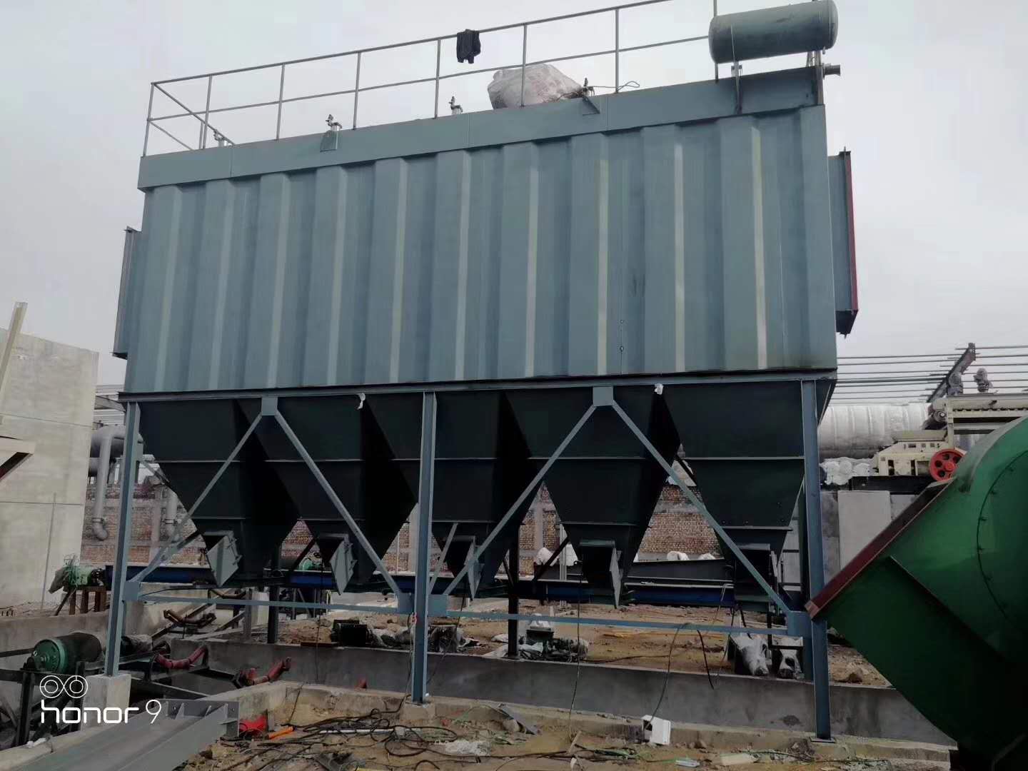 炭素廠焙燒車間除塵器碳素廠煙氣凈化設備